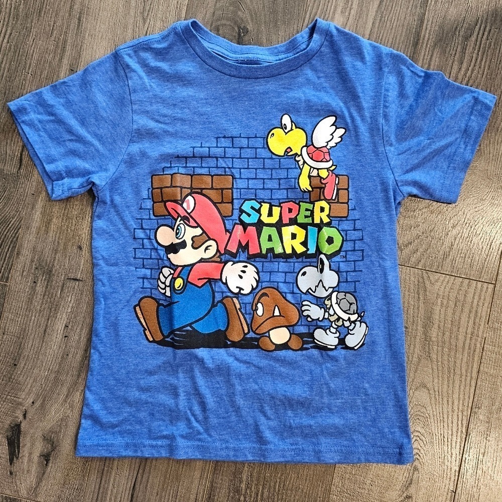 Kid's sz S Nintendo Super Mario Blue Heather Graphic T-Shirt Mario Goomba